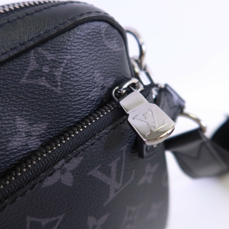 LOUIS VUITTON Monogram Eclipse Reverse Trio Messenger銀扣肩背袋灰色-13