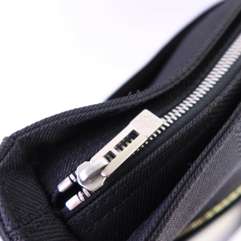 LOUIS VUITTON Damier Geant Companion銀扣肩背袋-10