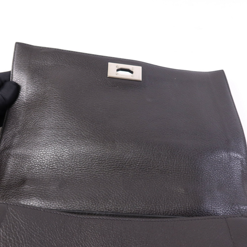 GIVENCHY 牛皮皮革Shark Lock Bucket銀扣手挽肩背兩用袋-14