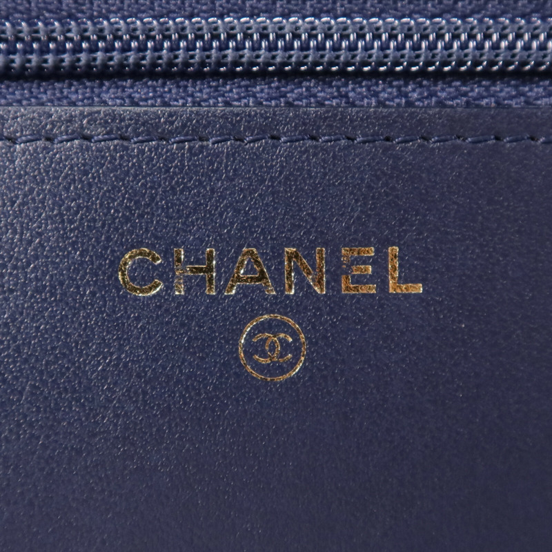 CHANEL 牛皮皮革Boy Woc金扣鏈帶肩背袋-5