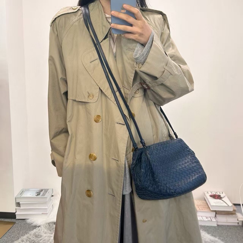 「JL精品代購」 9新 BV 霧霾深藍編織骰子方塊斜挎包-1