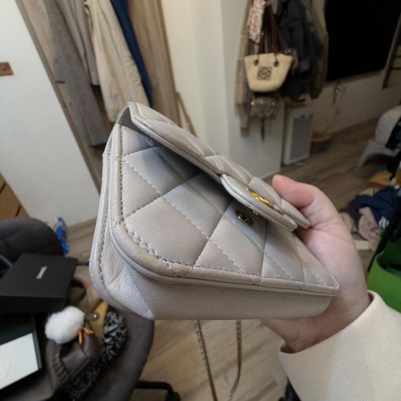 香奈兒 Chanel 手提 斜背 小廢包 淺灰 7成新-3
