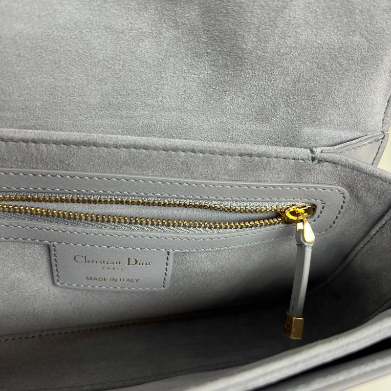 ［N389］Dior 迪奥 30 Montaigne CD Buckle 斜背包 单肩包 雾霾蓝 女款 小号 金扣 羊皮-12