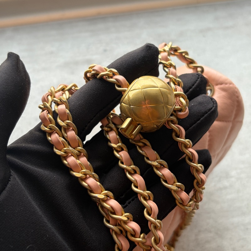 Chanel 金球mini蜜桃粉-5