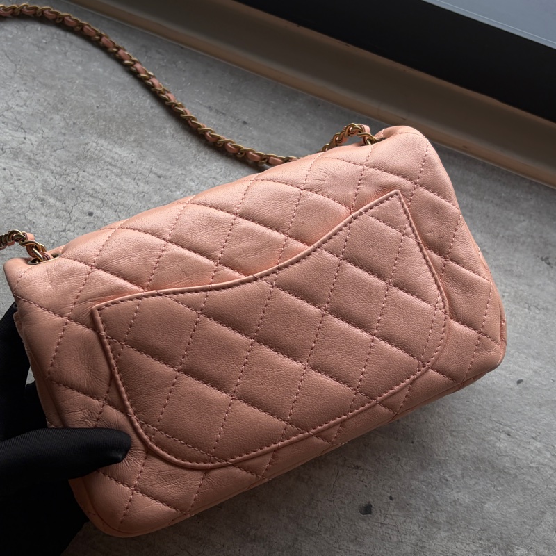 Chanel 金球mini蜜桃粉-7