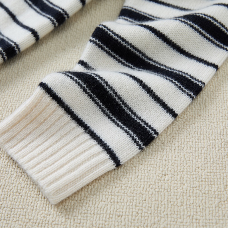 ❤️DIOR 黑白條紋毛衣 蜜蜂標-3