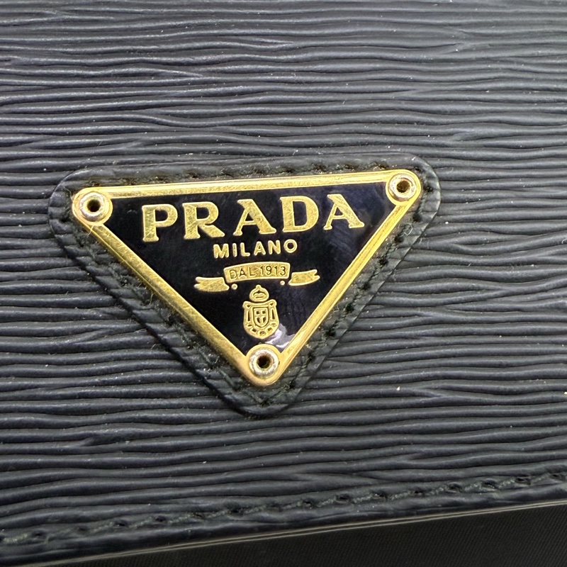 Prada Wallet-9