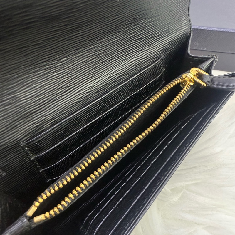Prada Wallet-21