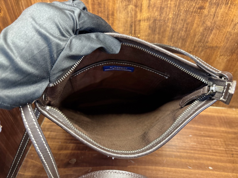 Burberry Blue Label 格紋斜背包-5