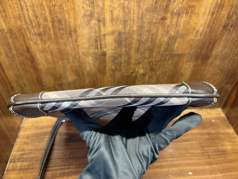 Burberry Blue Label 格紋斜背包-6