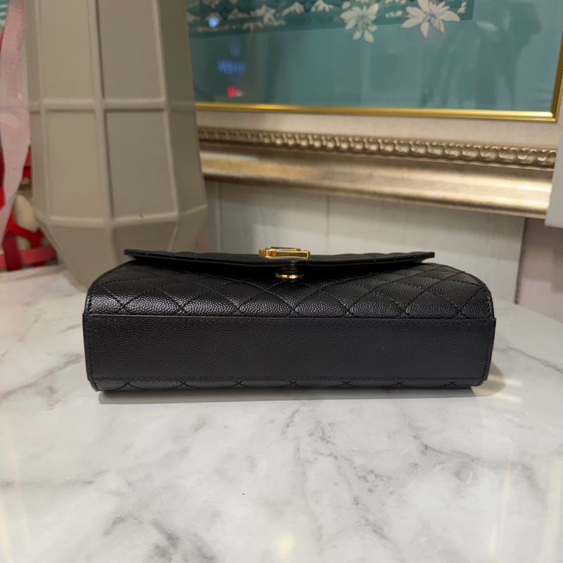 YSL 黑荔枝牛皮Envelope絎縫金釦信封下蓋肩斜背鏈包-2