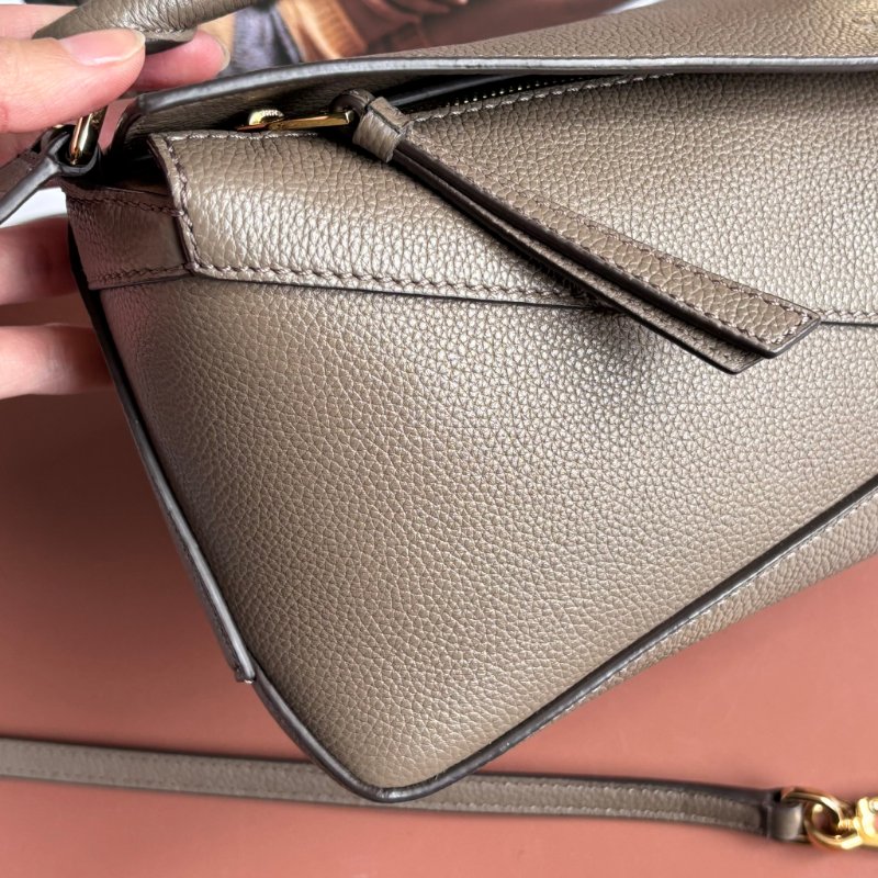 ::LOEWE:: 墨綠色手提斜背兩用包 Mini Puzzle Edge bag in soft grained calfskin-11