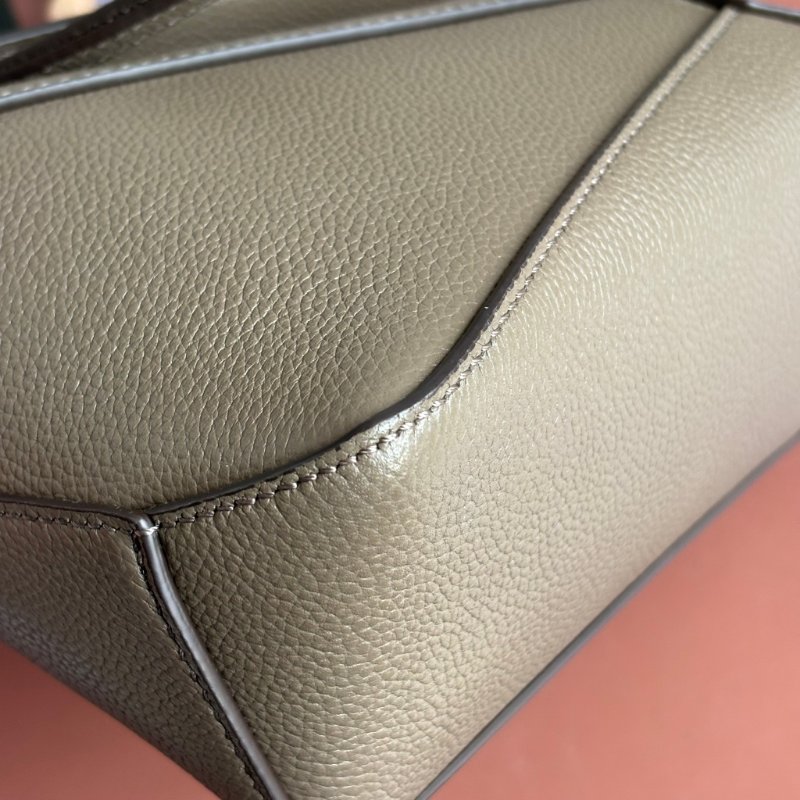 ::LOEWE:: 墨綠色手提斜背兩用包 Mini Puzzle Edge bag in soft grained calfskin-12