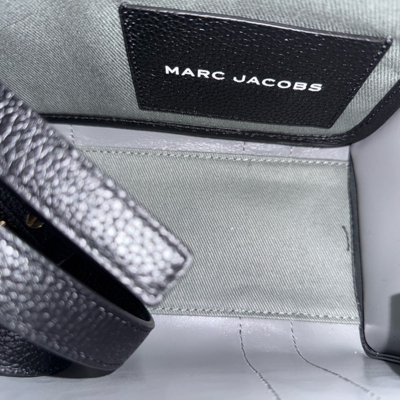 Marc Jacobs The Leather Small Tote bag 黑色小牛皮托特包-3
