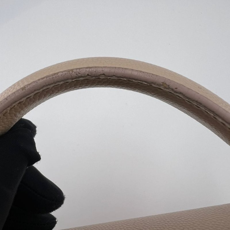 聖羅蘭 CASSANDRA 小型粒面皮革手提包-24