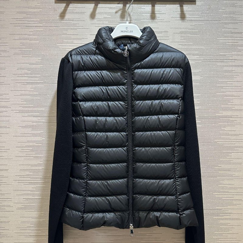 💎Han's house精品服飾💎 MONCLER 羽絨 拼接 美麗諾羊毛 外套 原價53400-0