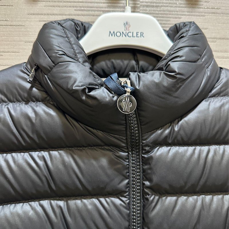 💎Han's house精品服飾💎 MONCLER 羽絨 拼接 美麗諾羊毛 外套 原價53400-2
