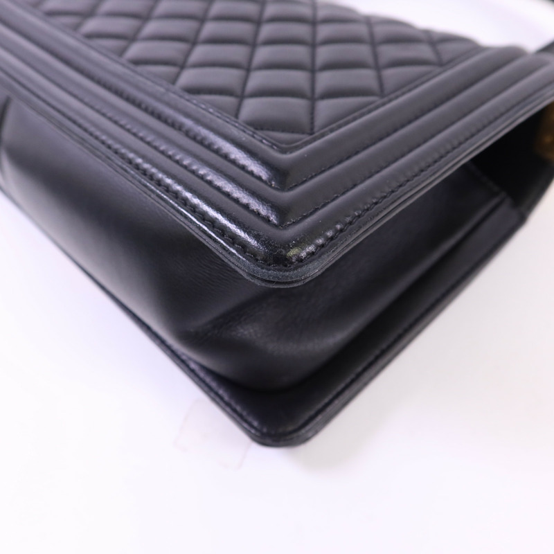 CHANEL 羊皮皮革Boy 25金扣鏈帶肩背袋-14