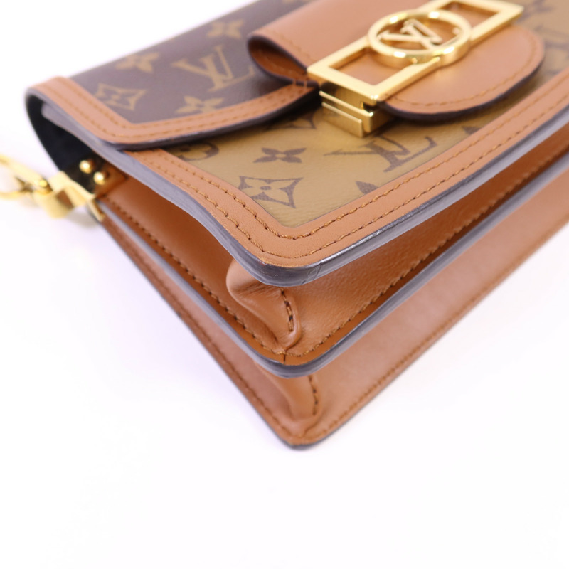 LOUIS VUITTON Monogram Reverse Mini Dauphine金扣肩背袋-13
