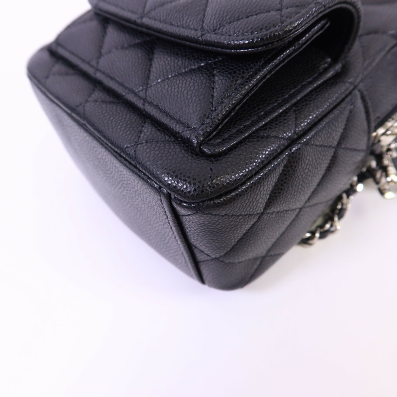 CHANEL 牛皮皮革Mini Backpack銀扣背包-10