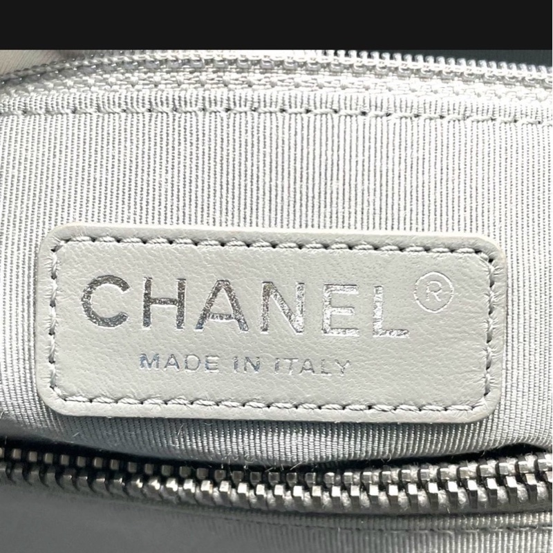 👜 Chanel Le Boy 托特包｜菱格牛皮｜黑銀-16