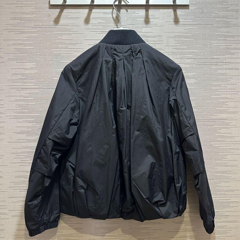 💎Han's house精品服飾💎moncler 風衣 外套-4