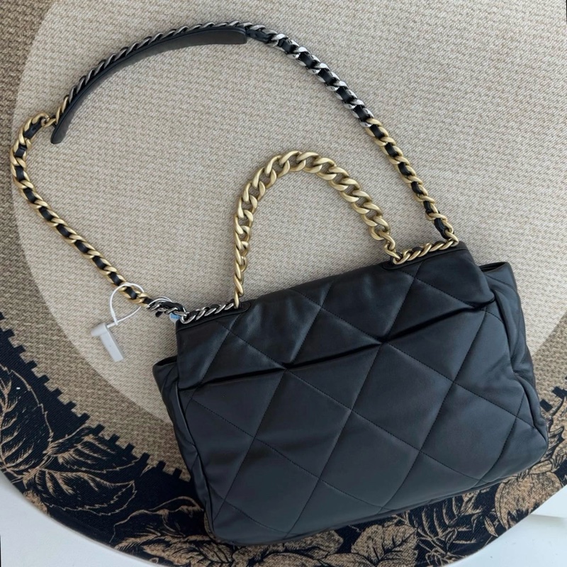 🖤 CHANEL 19 Maxi|經典收藏釋出 🖤-2