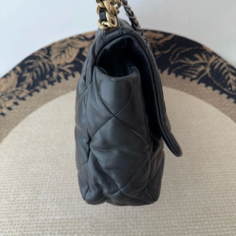 🖤 CHANEL 19 Maxi|經典收藏釋出 🖤-4