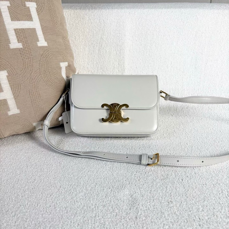 Celine 灰白色金扣Teenbox豆腐包小號18.5*14*5.5 99新配件塵袋-1