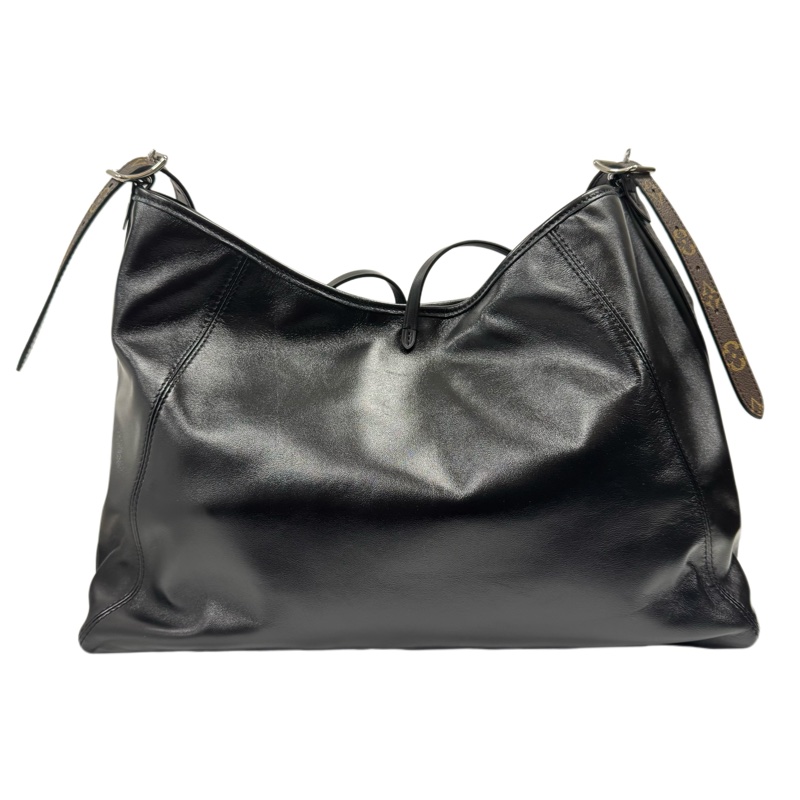 LOUIS VUITTON 路易威登 黑武士 大號 黑色 男女通用 斜背包 單肩包 銀扣-1