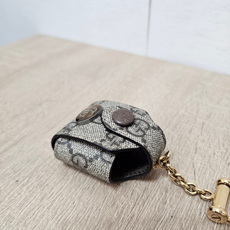 [絕版好物❣️] Gucci 老花金釦Airpods1代2代耳機套/吊飾-2