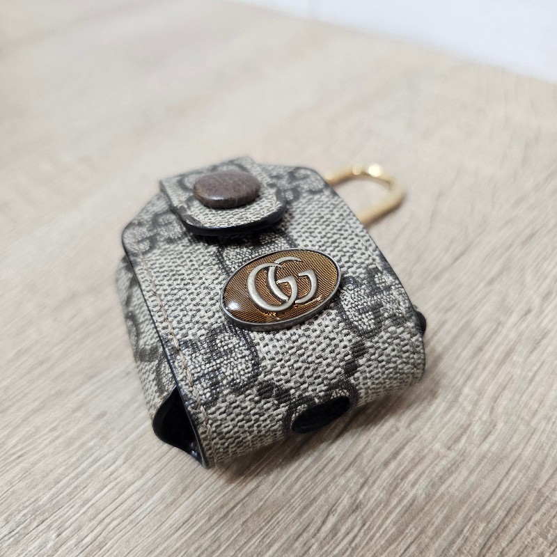 [絕版好物❣️] Gucci 老花金釦Airpods1代2代耳機套/吊飾-3