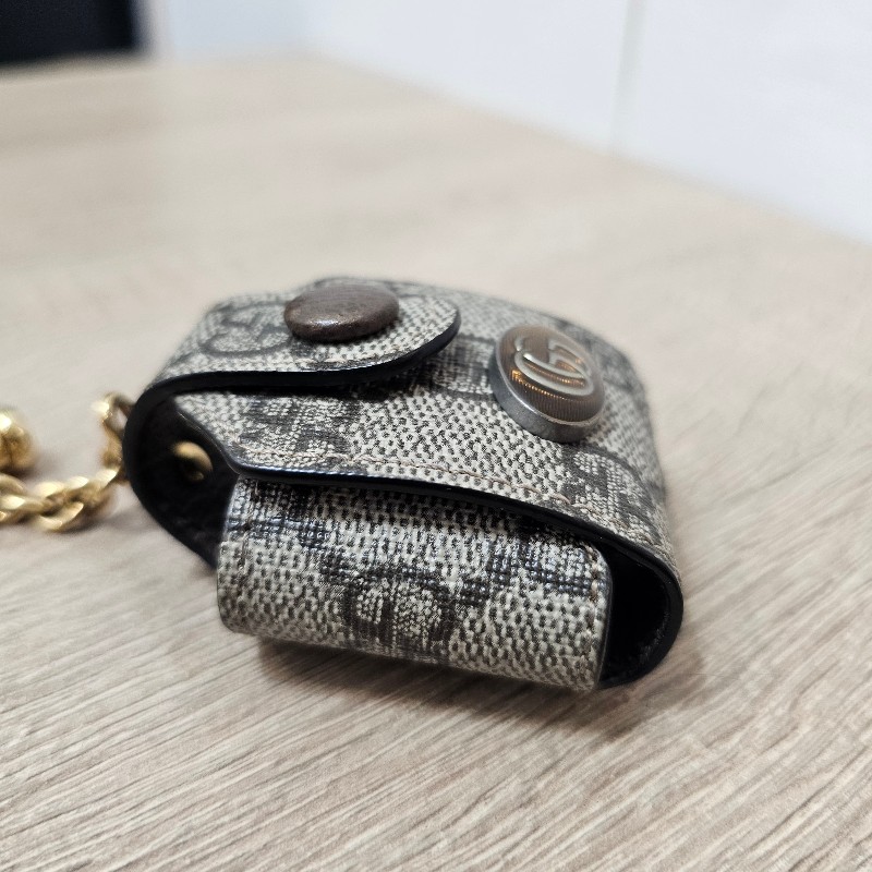 [絕版好物❣️] Gucci 老花金釦Airpods1代2代耳機套/吊飾-4