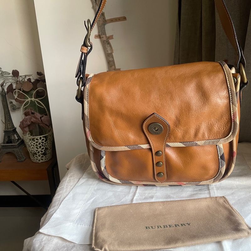 Burberry郵差包/大馬鞍/翻蓋包/斜背包/側背包🇬🇧正品🇬🇧況好🇬🇧男女適用🇬🇧英式風格🇬🇧學院風-6