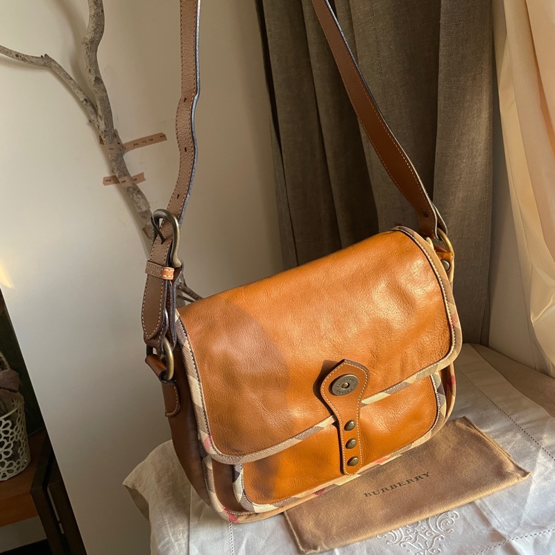 Burberry郵差包/大馬鞍/翻蓋包/斜背包/側背包🇬🇧正品🇬🇧況好🇬🇧男女適用🇬🇧英式風格🇬🇧學院風-8