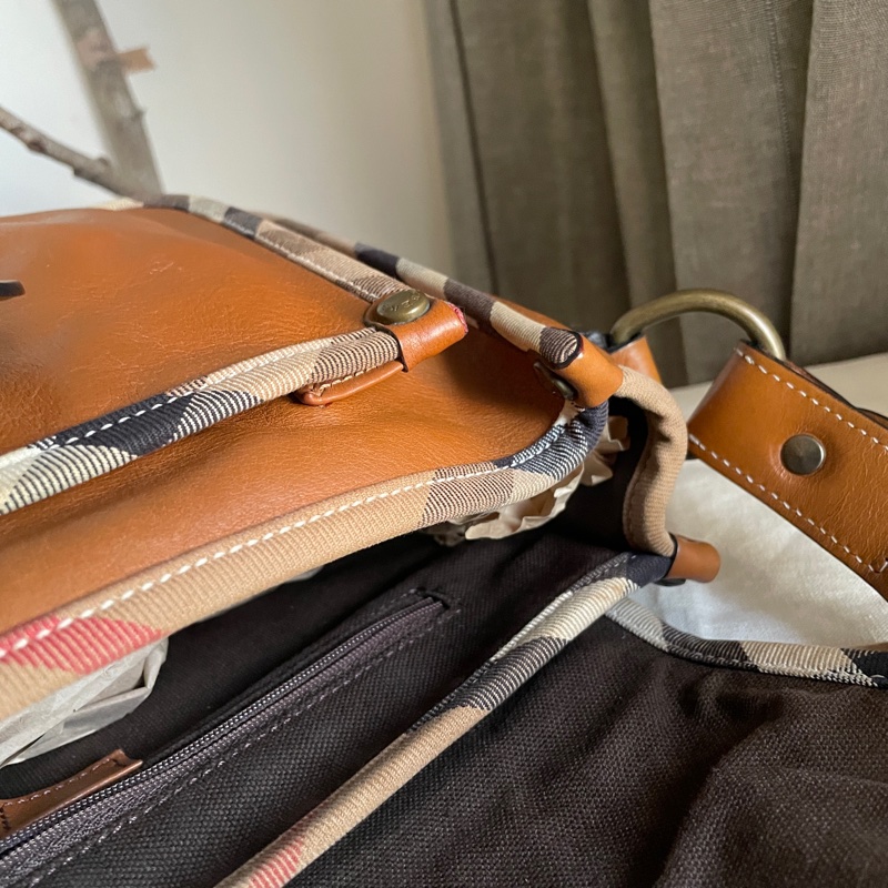 Burberry郵差包/大馬鞍/翻蓋包/斜背包/側背包🇬🇧正品🇬🇧況好🇬🇧男女適用🇬🇧英式風格🇬🇧學院風-41