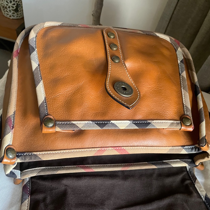 Burberry郵差包/大馬鞍/翻蓋包/斜背包/側背包🇬🇧正品🇬🇧況好🇬🇧男女適用🇬🇧英式風格🇬🇧學院風-44