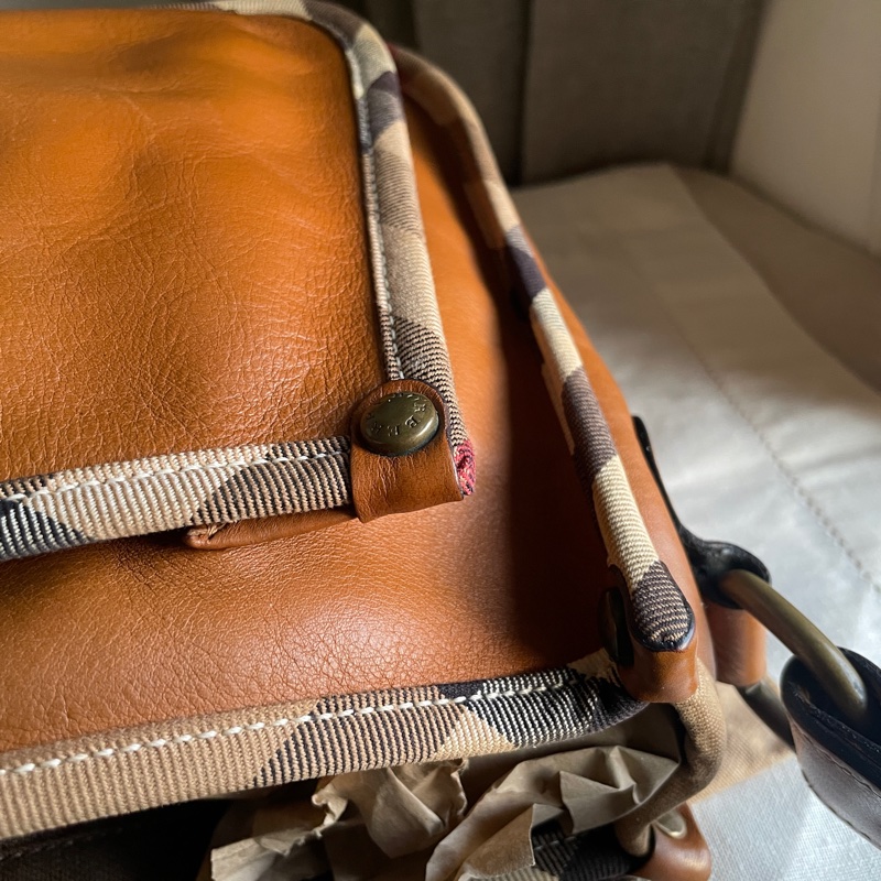 Burberry郵差包/大馬鞍/翻蓋包/斜背包/側背包🇬🇧正品🇬🇧況好🇬🇧男女適用🇬🇧英式風格🇬🇧學院風-65