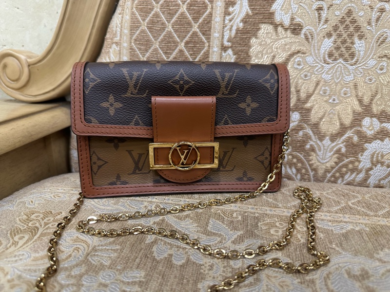 LV 雙色原花Dauphine金釦WOC斜背鏈包 M68746-0