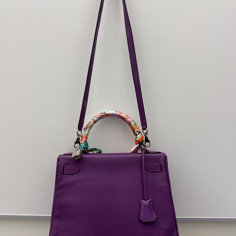 Hermes Kelly 28 正方形H刻收藏等級！這是 老工坊時期的手縫風格-15