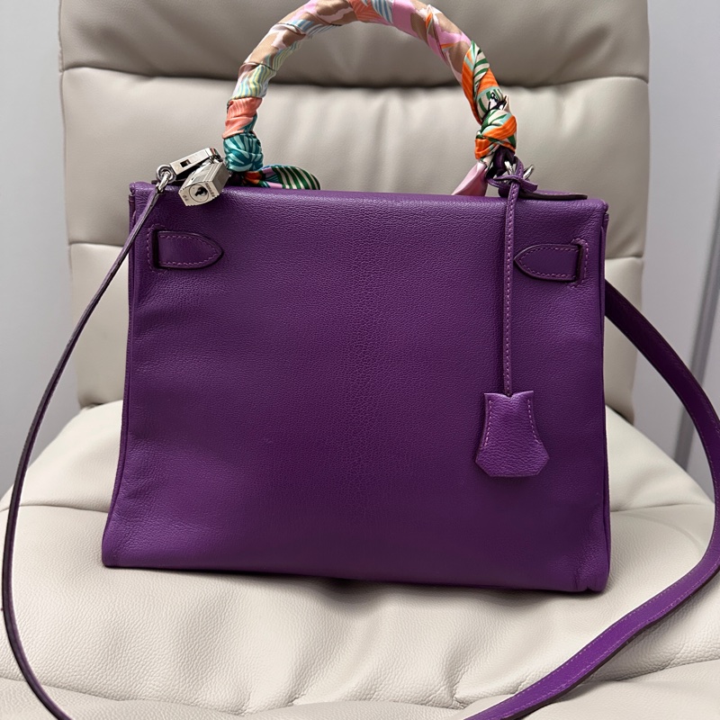 Hermes Kelly 28 正方形H刻收藏等級！這是 老工坊時期的手縫風格-16