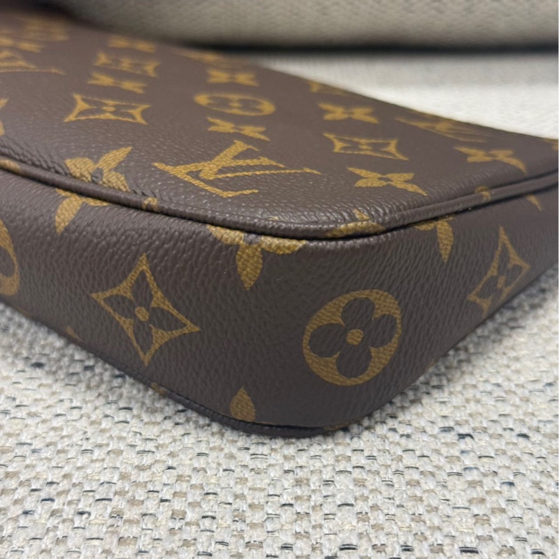 LOUIS VIUTTON 路易威登 麻將包Pochette Accessoires 塗層帆布 金扣 女款 斜背包 手提包 單肩包-6
