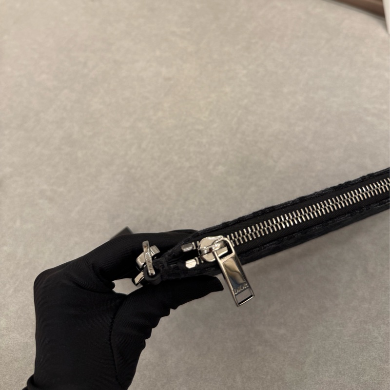 Dior一字老花手拿包-7