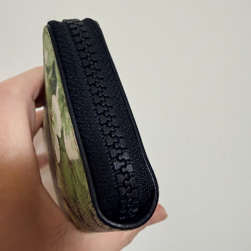 Gucci 零錢包 卡包 🍀絕版花卉款🍀 鈔票對折一次沒問題-12