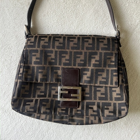 FENDI Vintage 老花大法棍