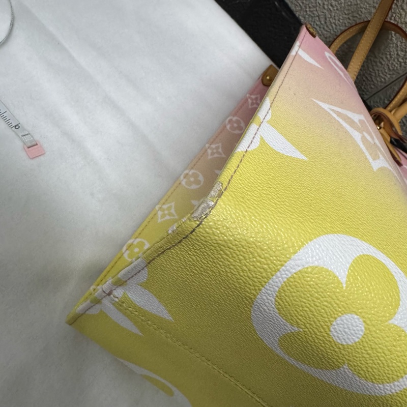 Louis Vuitton summer 系列 限定on the go 大號假日漸變色-6