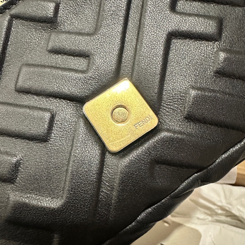 Fendi Mini Baguette 迷你法棍包-15