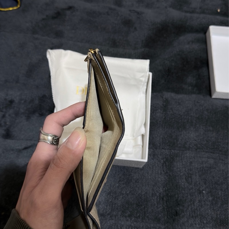 Dior Saddle Lotus 奶茶色三折短夾-2