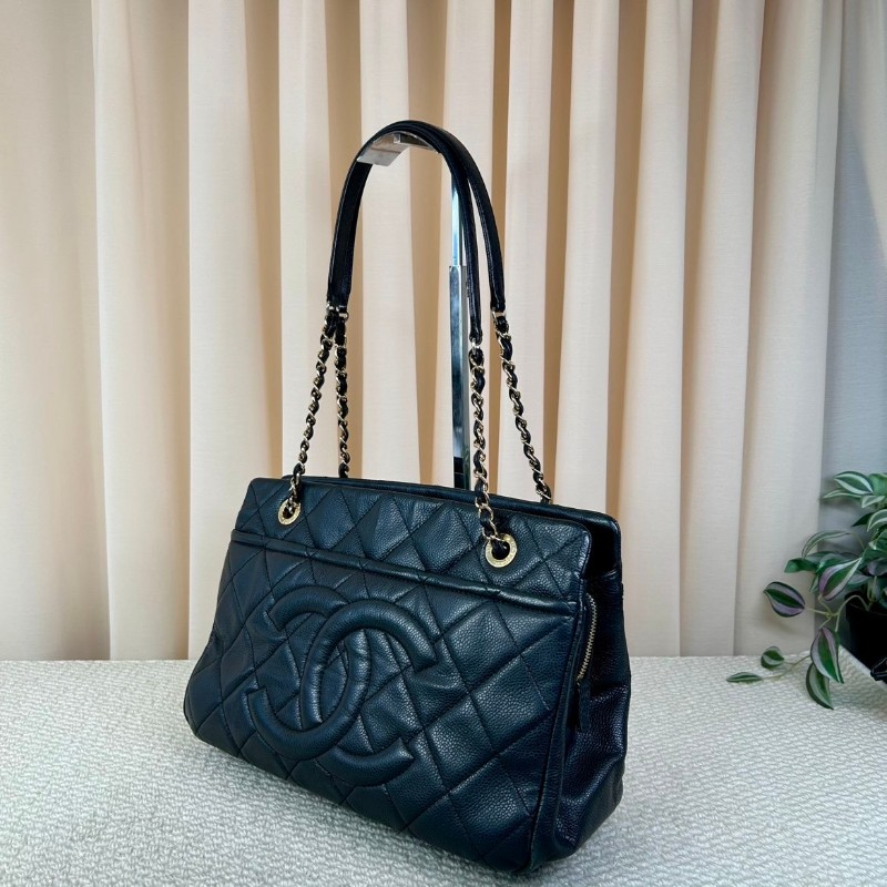 ZZZ Chanel香奈兒黑銀荔枝皮雙C大logo托特包 容量大 通勤休閒都能背 經典百搭款-8