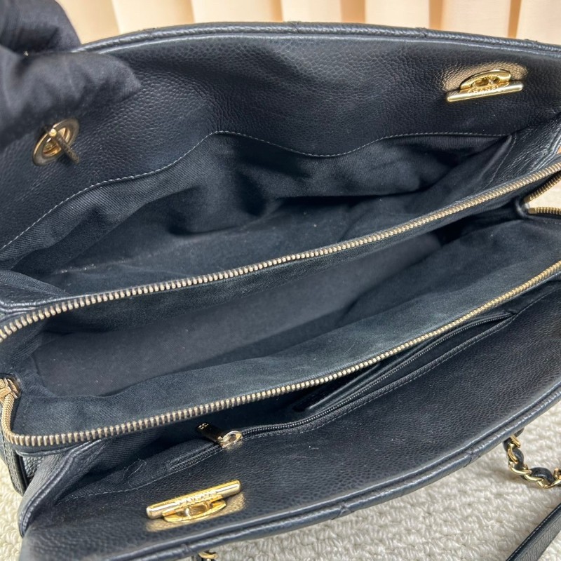 ZZZ Chanel香奈兒黑銀荔枝皮雙C大logo托特包 容量大 通勤休閒都能背 經典百搭款-21